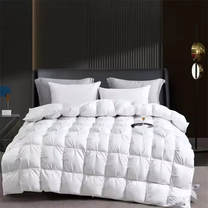 Premium White Goose Down Comforter – Warm, Lightweight Winter Duvet, 3D Baffle Box Stitch, Queen & King Size